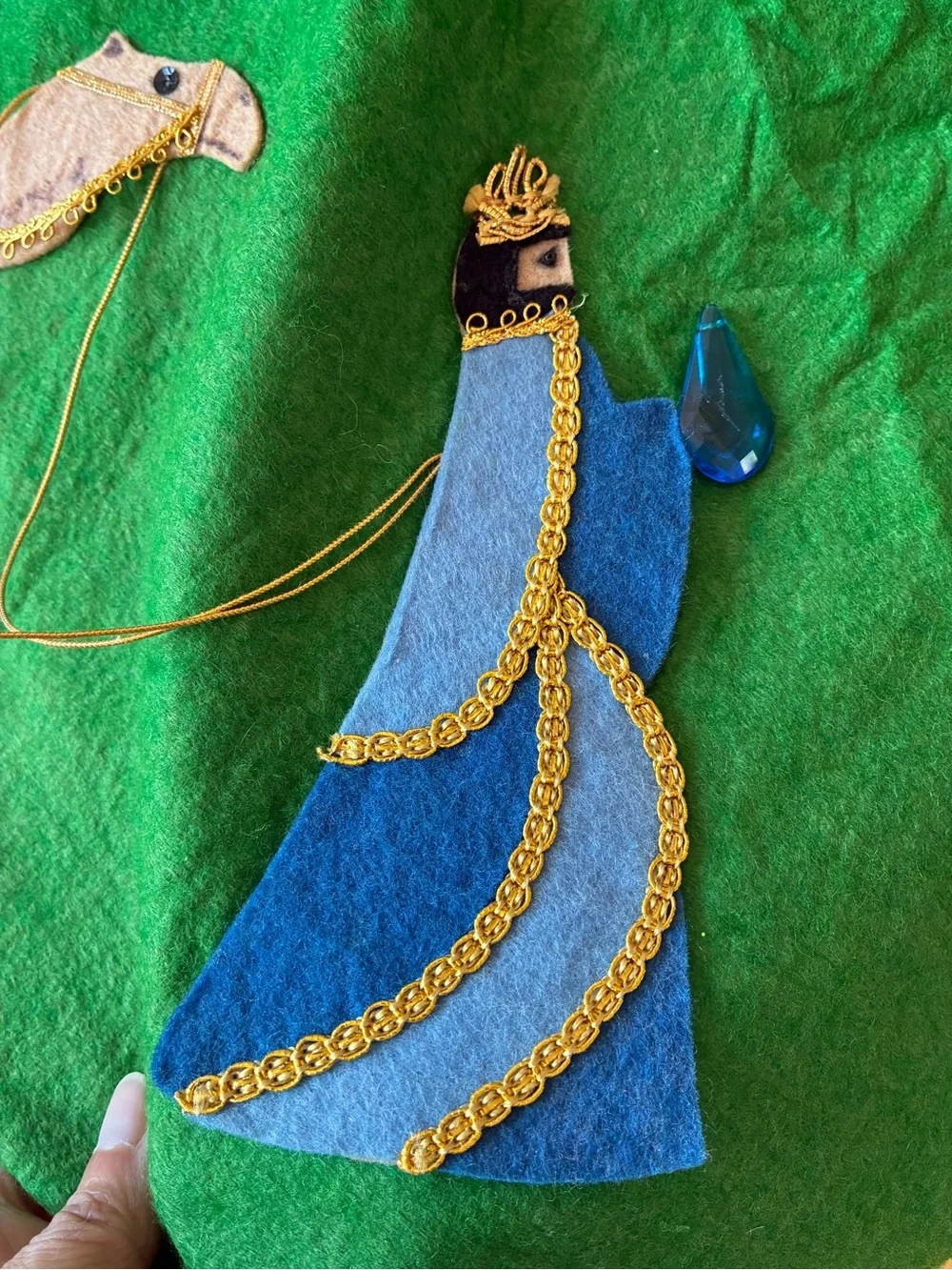Authentic Vintage Bucilla Felt Three Wise Men Nativity Christmas Tree Skirt